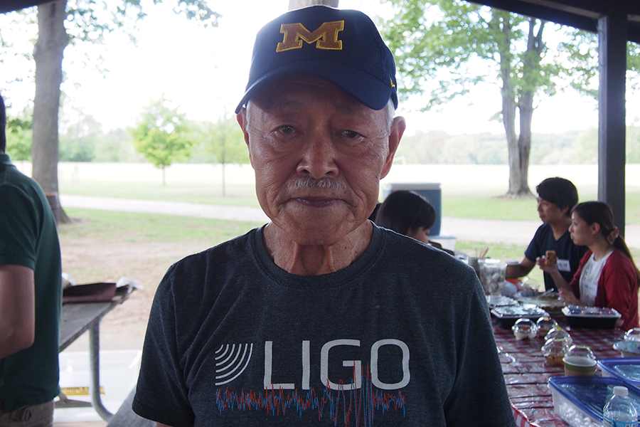 Dr. Tomozawa, nearly 90 years old, remains an ever active member of the physics community. He proudly wore his t-shirt of LIGO, the observatory that confirmed the existence of gravitational waves.