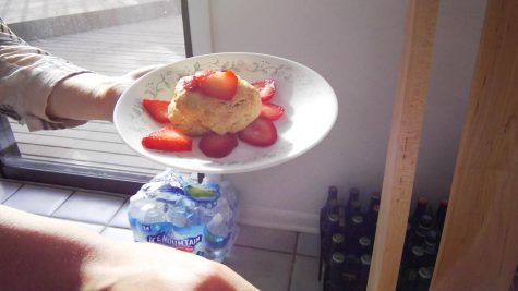 Fresh strawberries and biscuits are the best. 