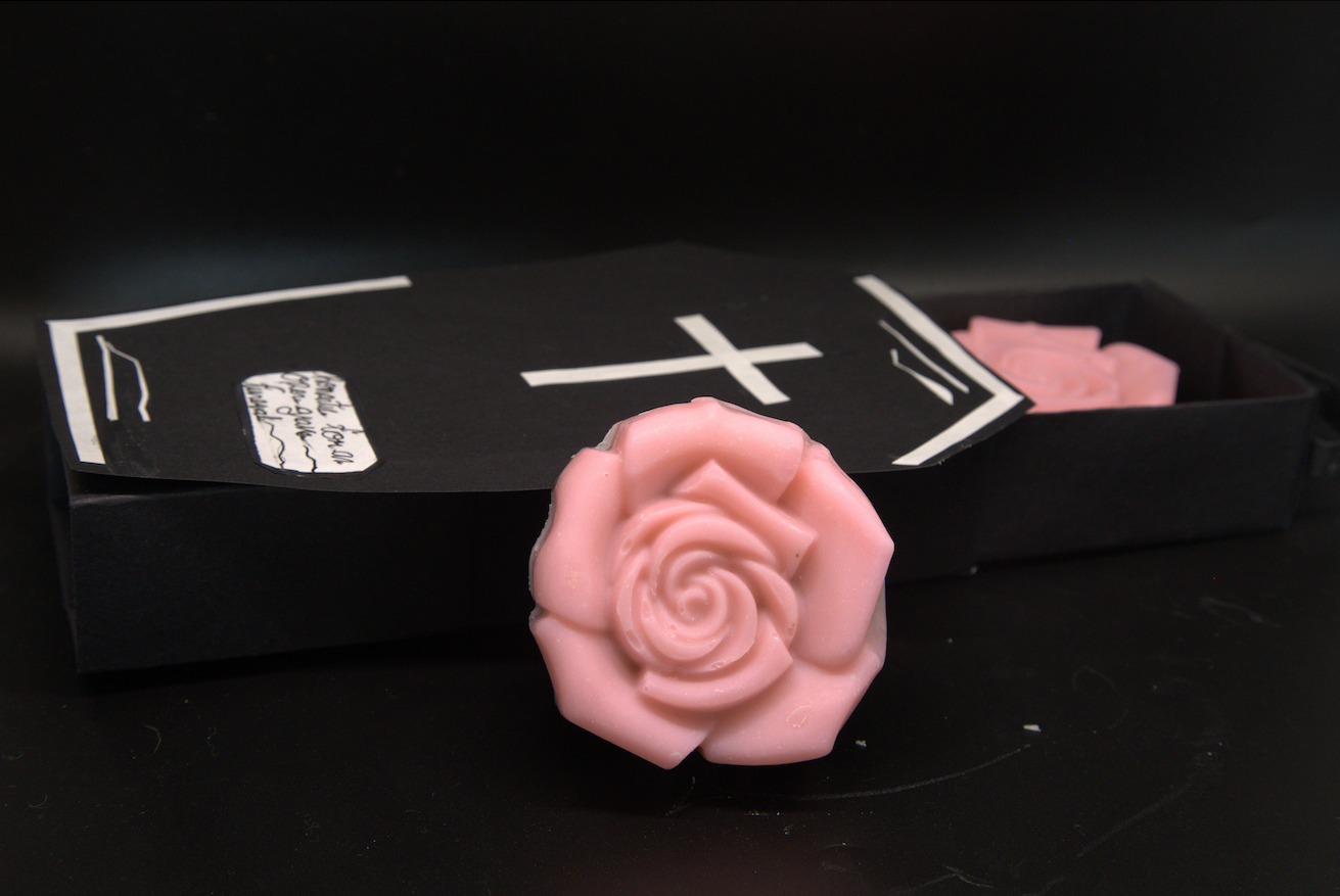 Morticia’s Rejected Rose Tops