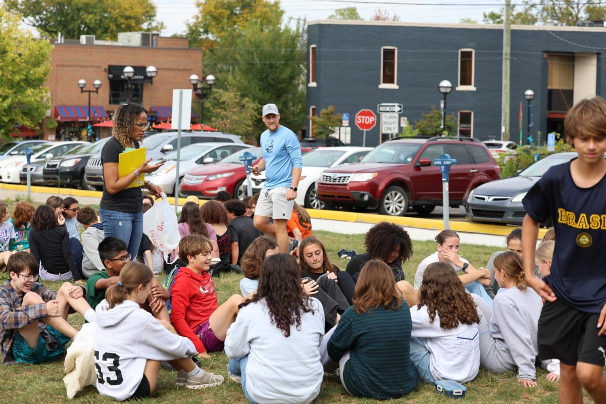 The Johnson Forum is deeply concentrated on finishing the last task of Fall Forum Field Day.