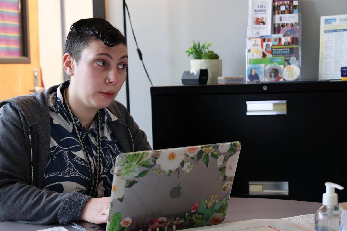 Missy Herskowitz talks to a student in her office. Herskowitz has been busy with scheduling queries from students around the turn of the semester, and her main advice for scheduling is to stay open to ideas. “I think always being flexible is helpful, especially in our chaotic scheduling frenzy that we go through," Herskowitz said. “And I think sometimes the best class you take is one that you never thought you would sign up for.”